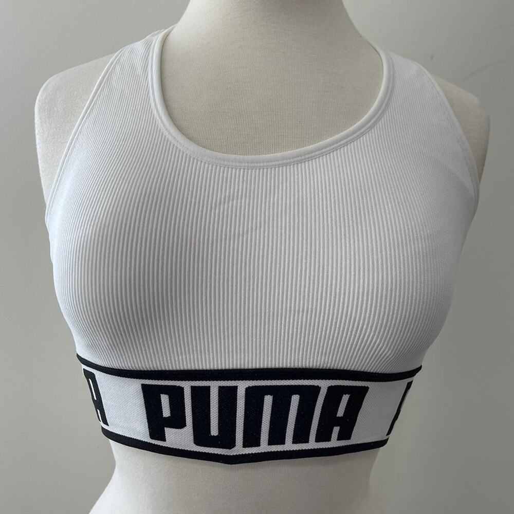 PUMA sports bra size large - stretchy ribbed sports bra